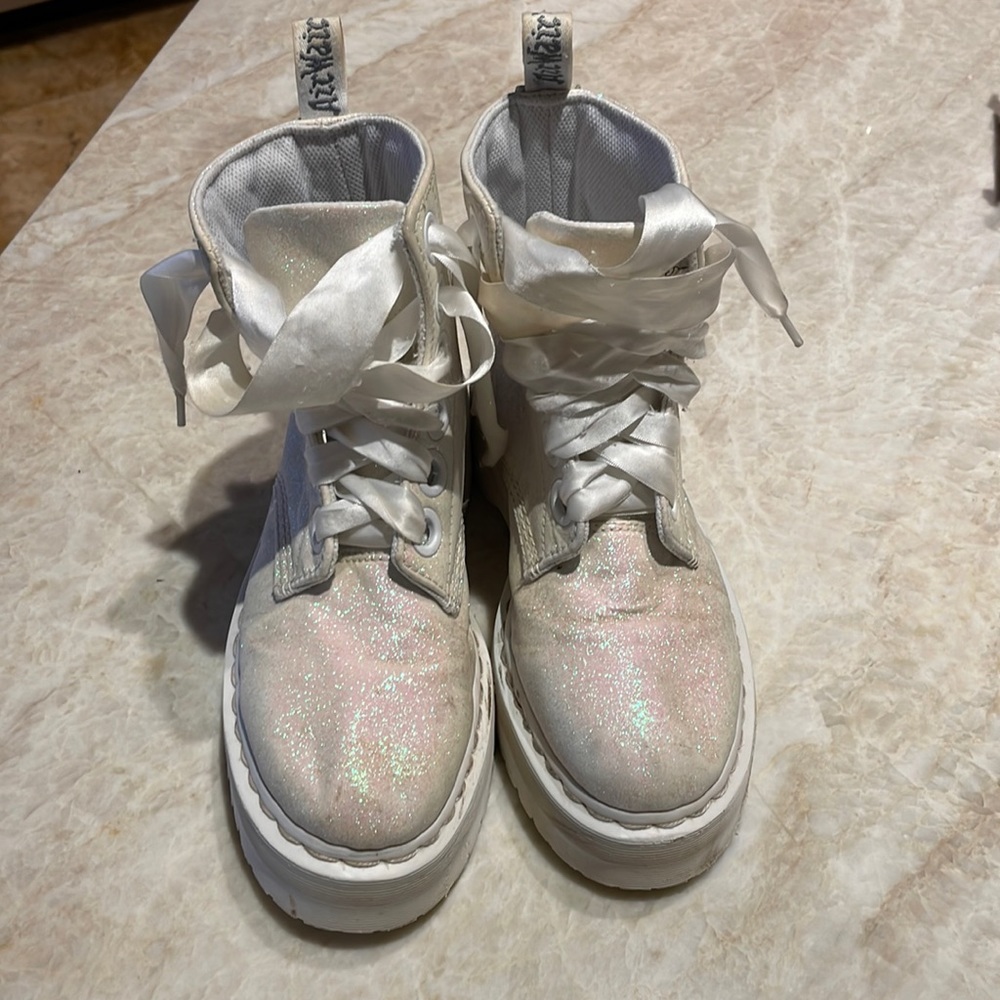 DR MARTENS MOLLY GLITTER